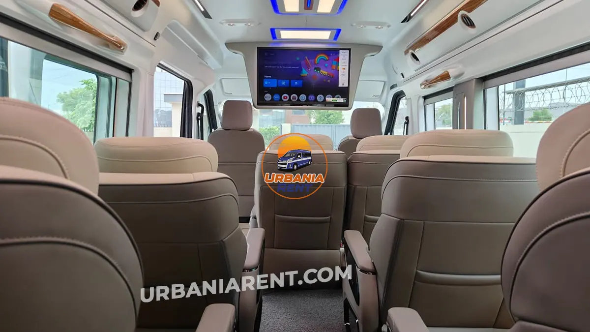 Urbania interior featuring advanced infotainment system Urbania interior featuring advanced infotainment system